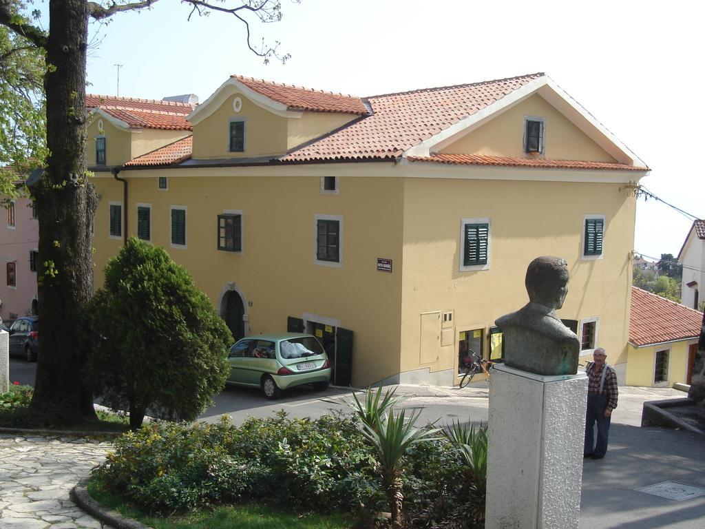 Apartments Villa Kastav In Old Town Center With Sea View And Parking Quarto foto